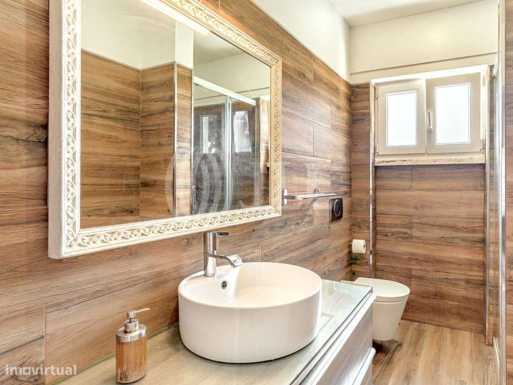 Moradia T4 com garagem e piscina, em Barcarena, Oeiras-12