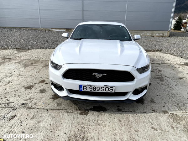 Ford Mustang 2.3 Eco Boost Aut. - 1