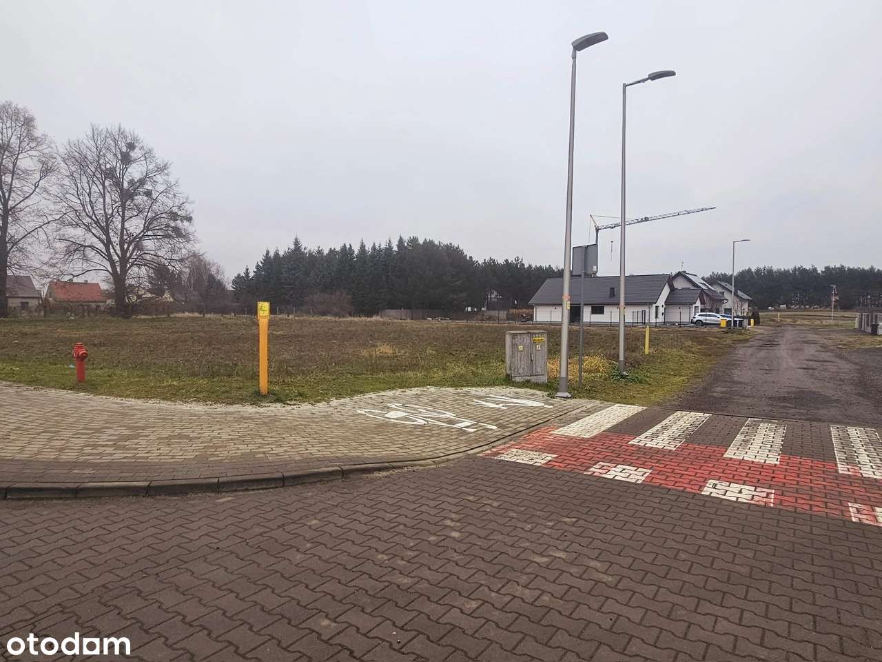 Bursztynowe Wzgórze. W pełni uzbrojona, narożna działka budowlana-1