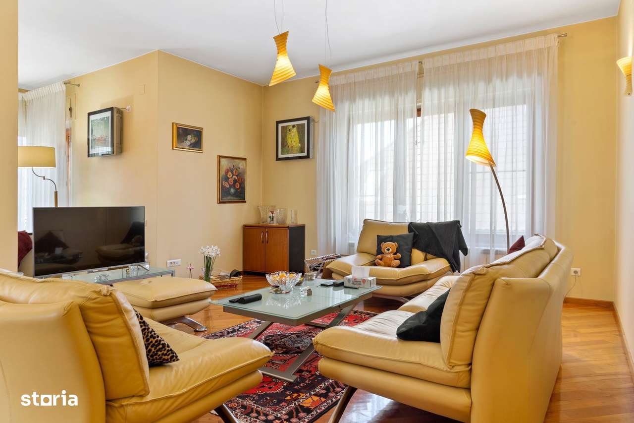Apartament in vila Capitale plus demisol - Imagine principală: 5/20