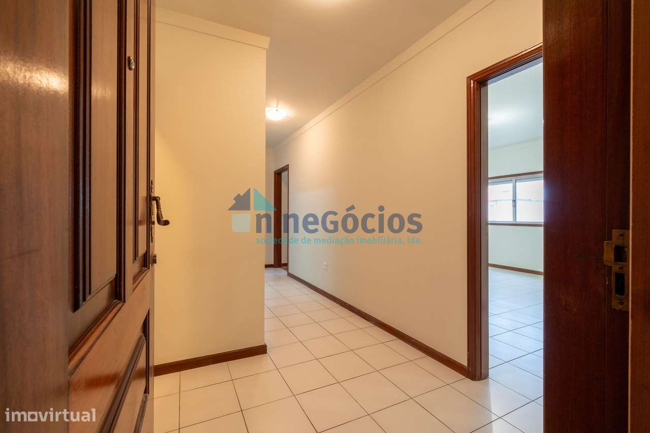 T2 com localização privilegiada em Oliveira de Azeméis - Grande imagem: 5/15