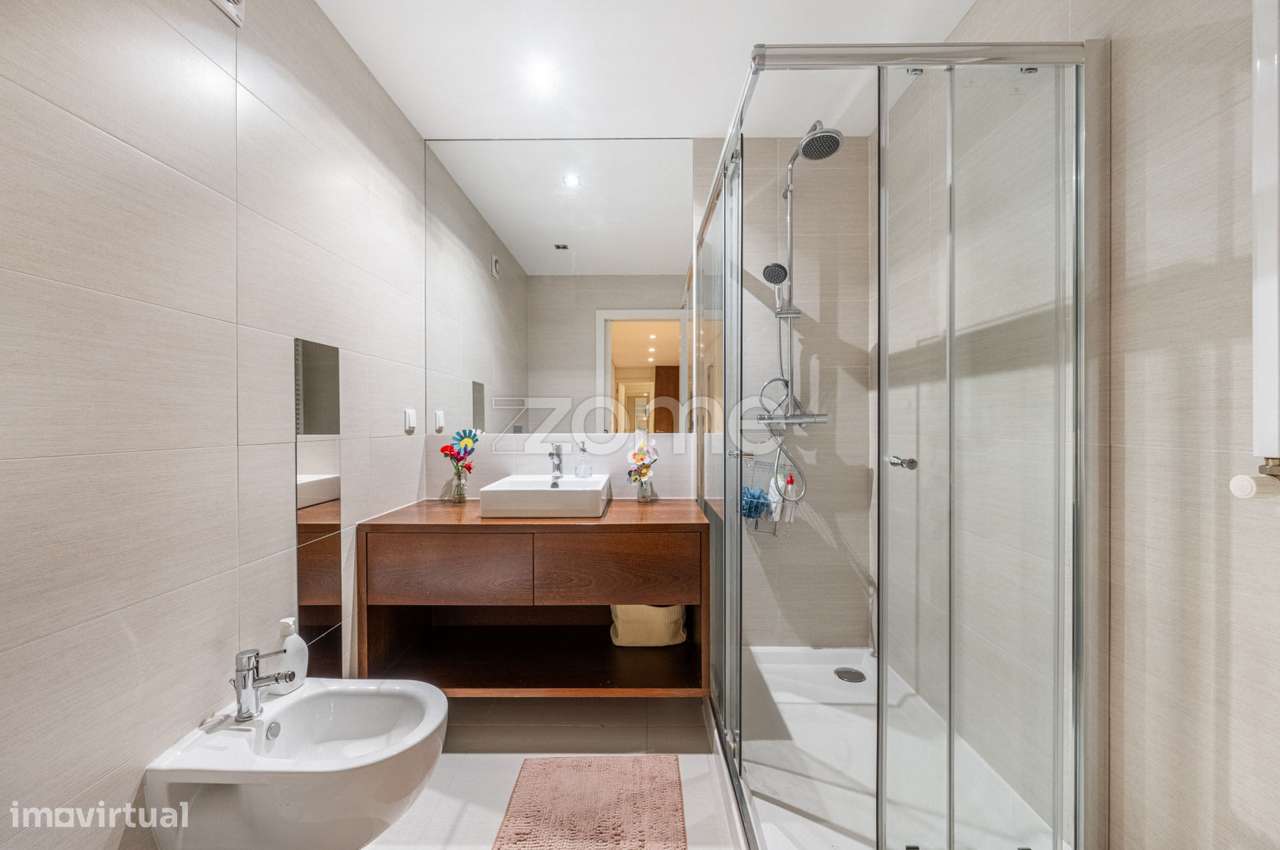 Apartamento T3 com Garagem Box para 2 carros - Edifício Antas Houses-10