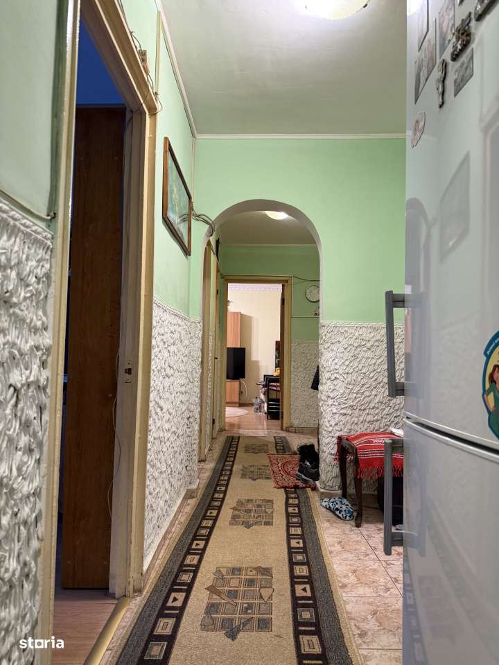 3 camere DECOMANDAT | 1981 | 7 min metrou | 74 mp |  DE RENOVAT-11