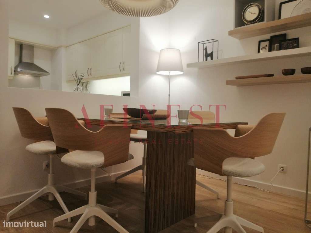 APARTAMENTO T1 TOTALMENTE REMODELADO NO ROSÁRIO - CASCAIS - Grande imagem: 4/18