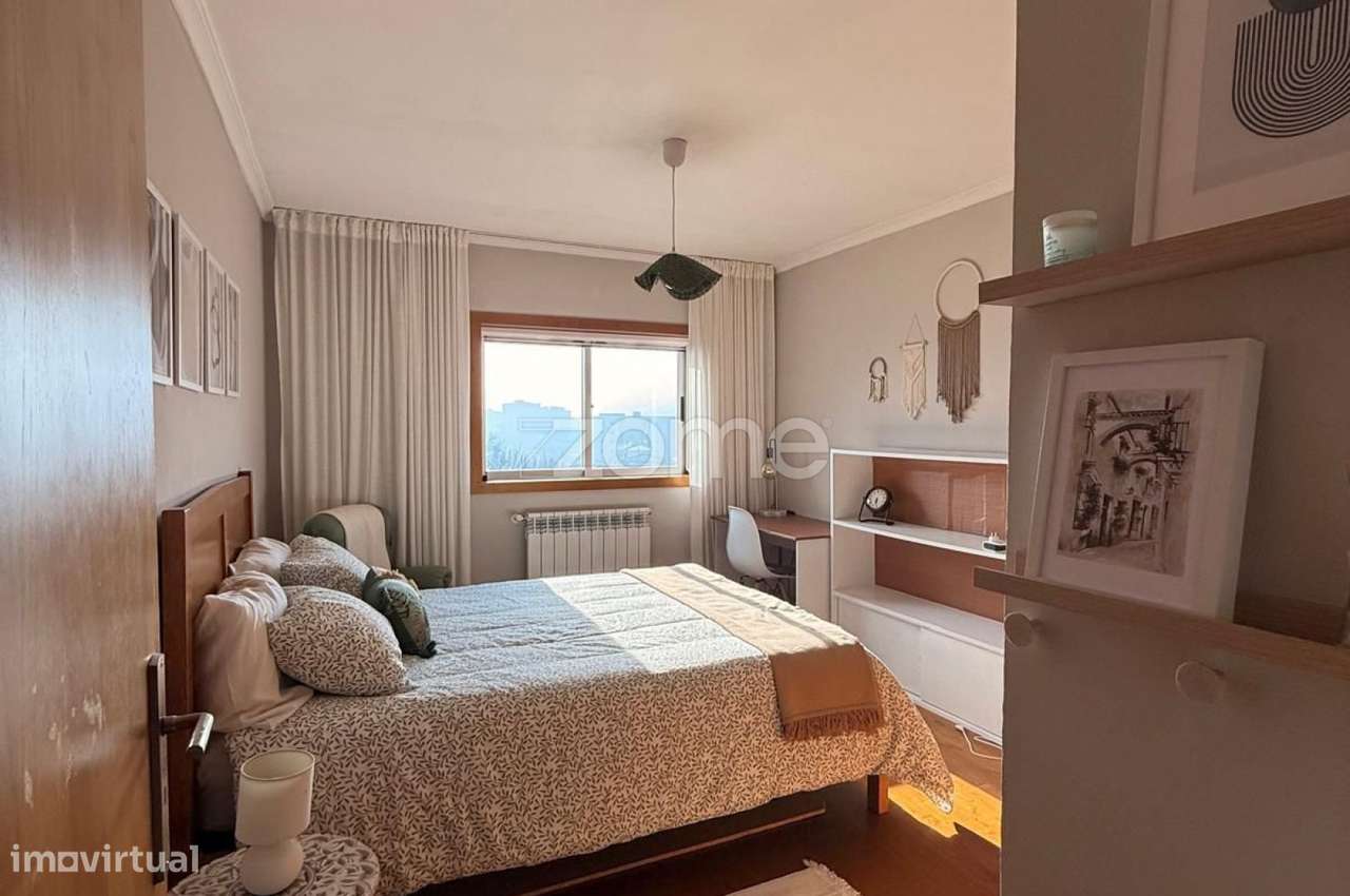 Apartamento T3 Duplex com 136 m2-10