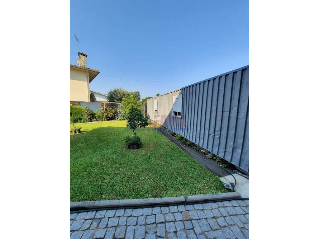 Espaço Comercial (Restaurante) + Moradia T3 em Santo Tirso - Grande imagem: 4/16