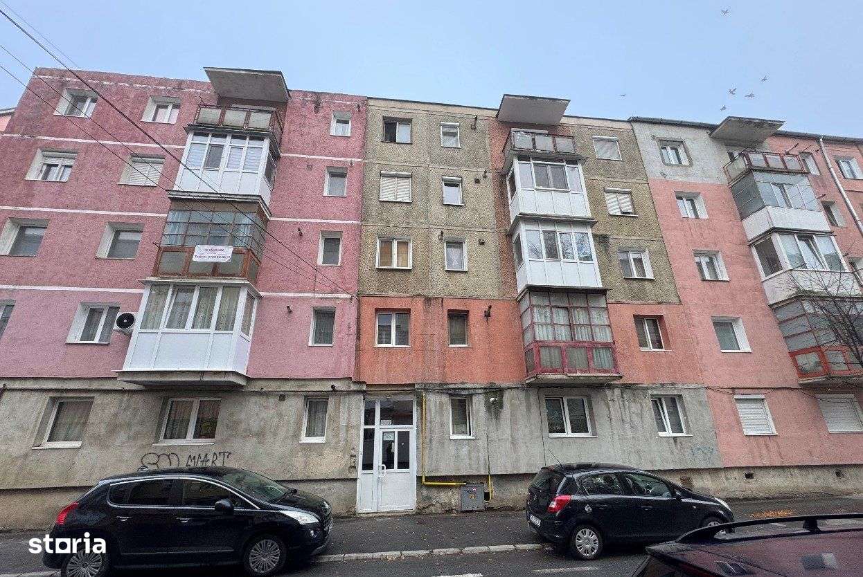 Sibiu, Zona Vasile Aron Apartament-3 camere 58 mp utili, etaj 2/4-1