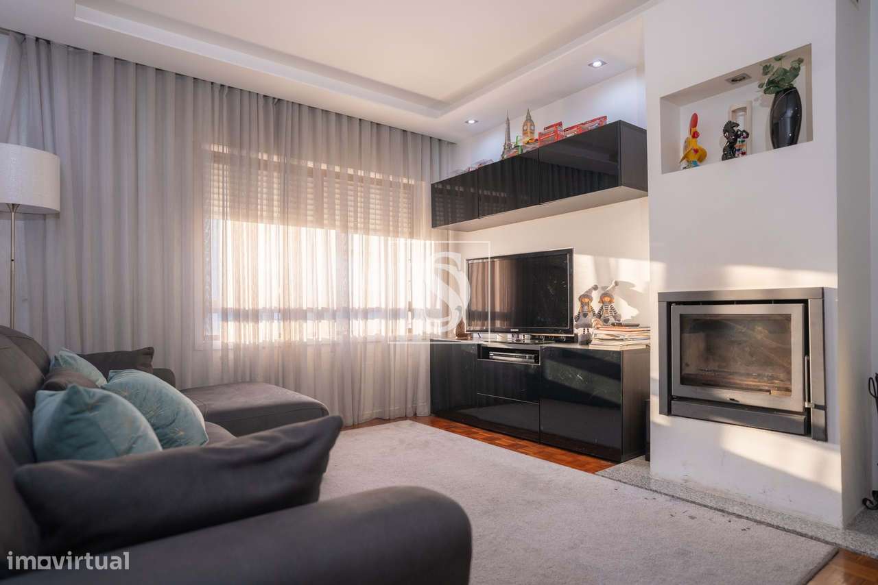 Apartamento T3 Com 120m2 - Grande imagem: 4/27