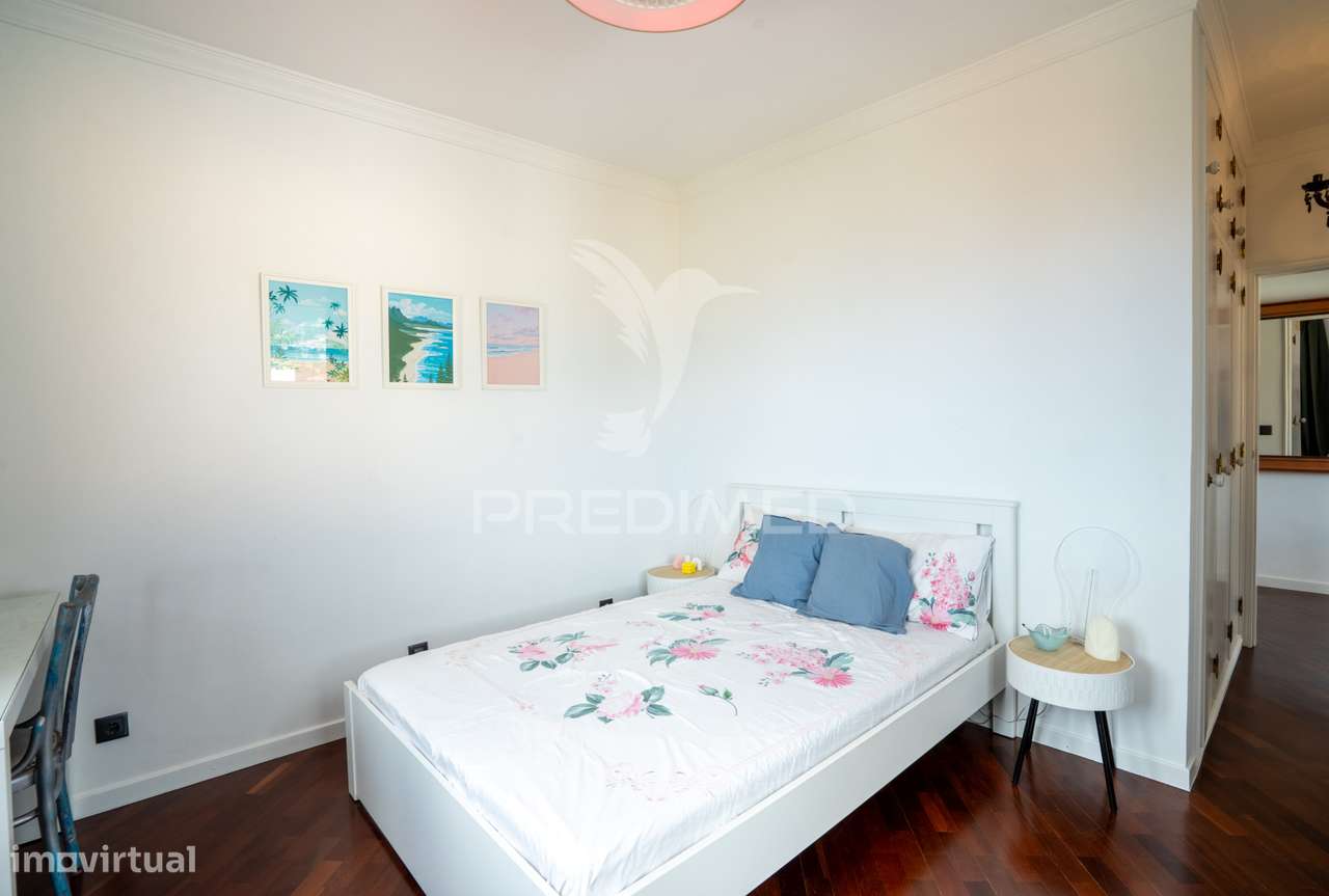 Vivenda Exclusiva com Vista Panorâmica para a Baía do Funchal - Grande imagem: 4/26