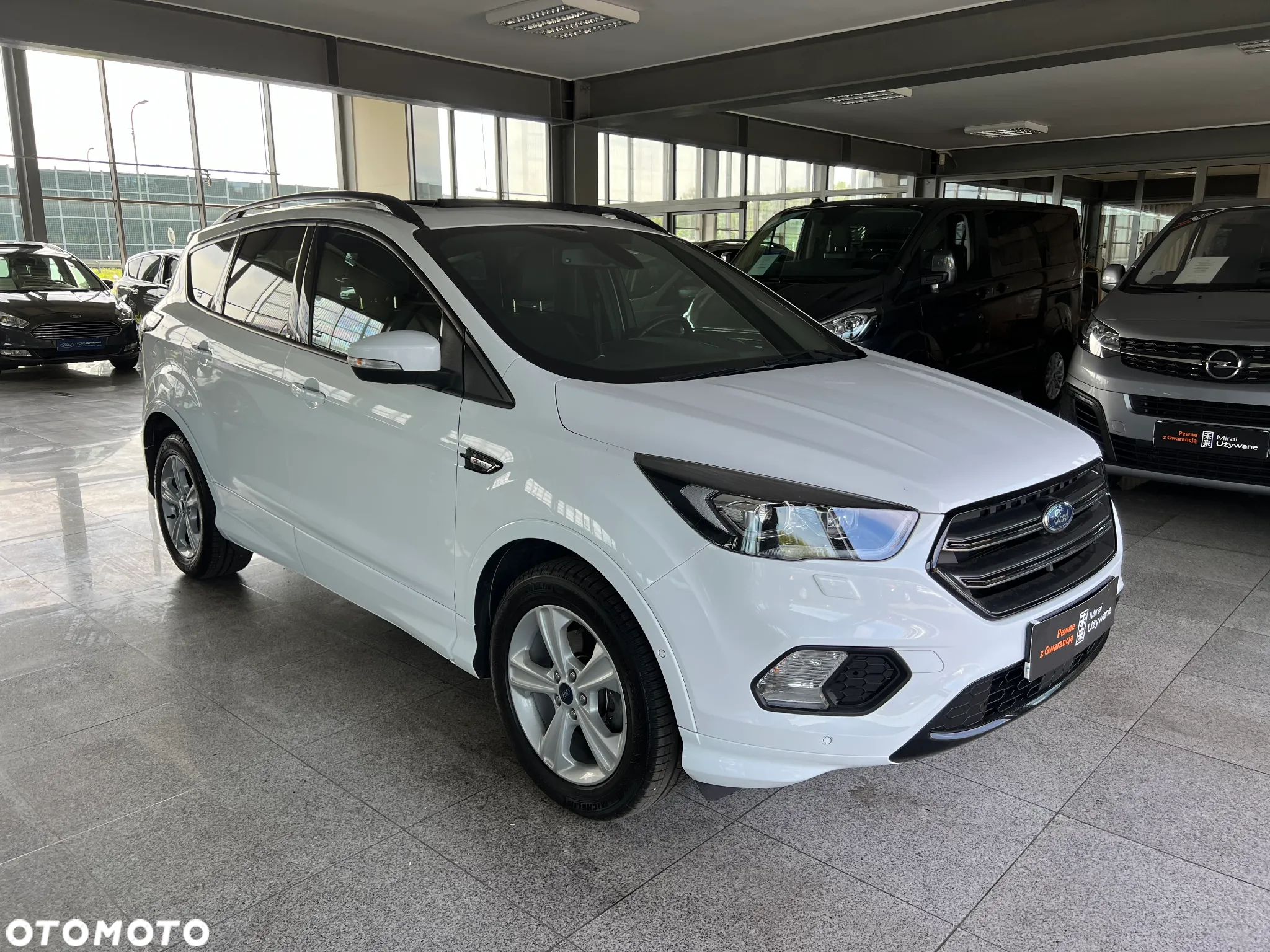 Ford Kuga 1.5 EcoBoost FWD ST-Line Black ASS GPF - 4