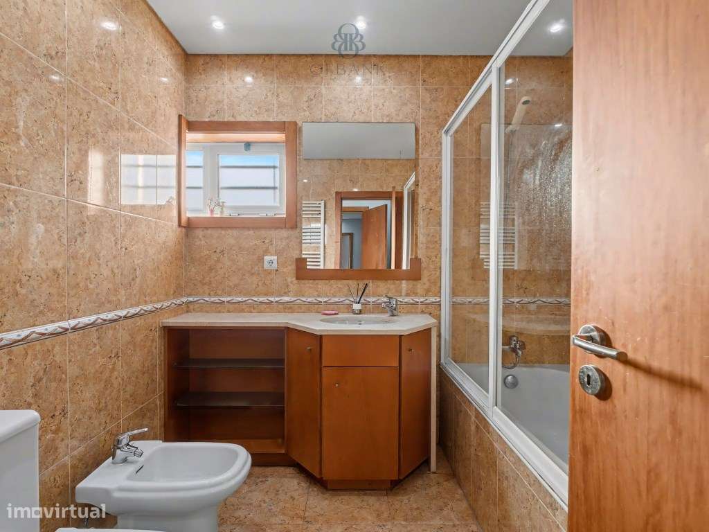 Moradia V3 no Mindelo - Conforto, espaço e eficiência num só lar-20