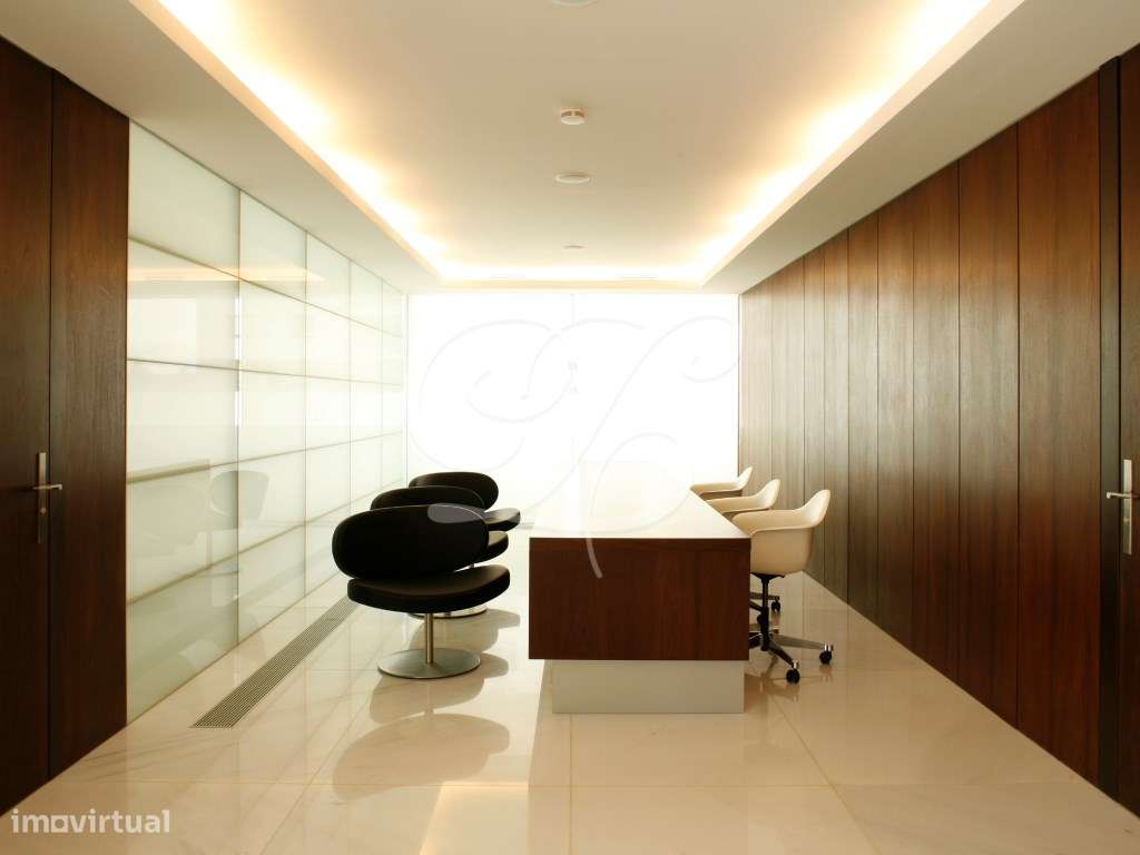 Apartamento T4 c/ Vista para o Rio Tejo | Empreendimento Sky Restelo-23