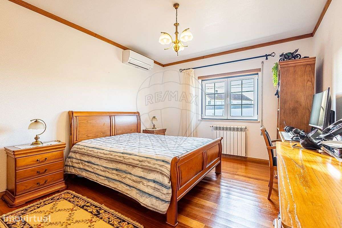 Moradia T4 para venda-19