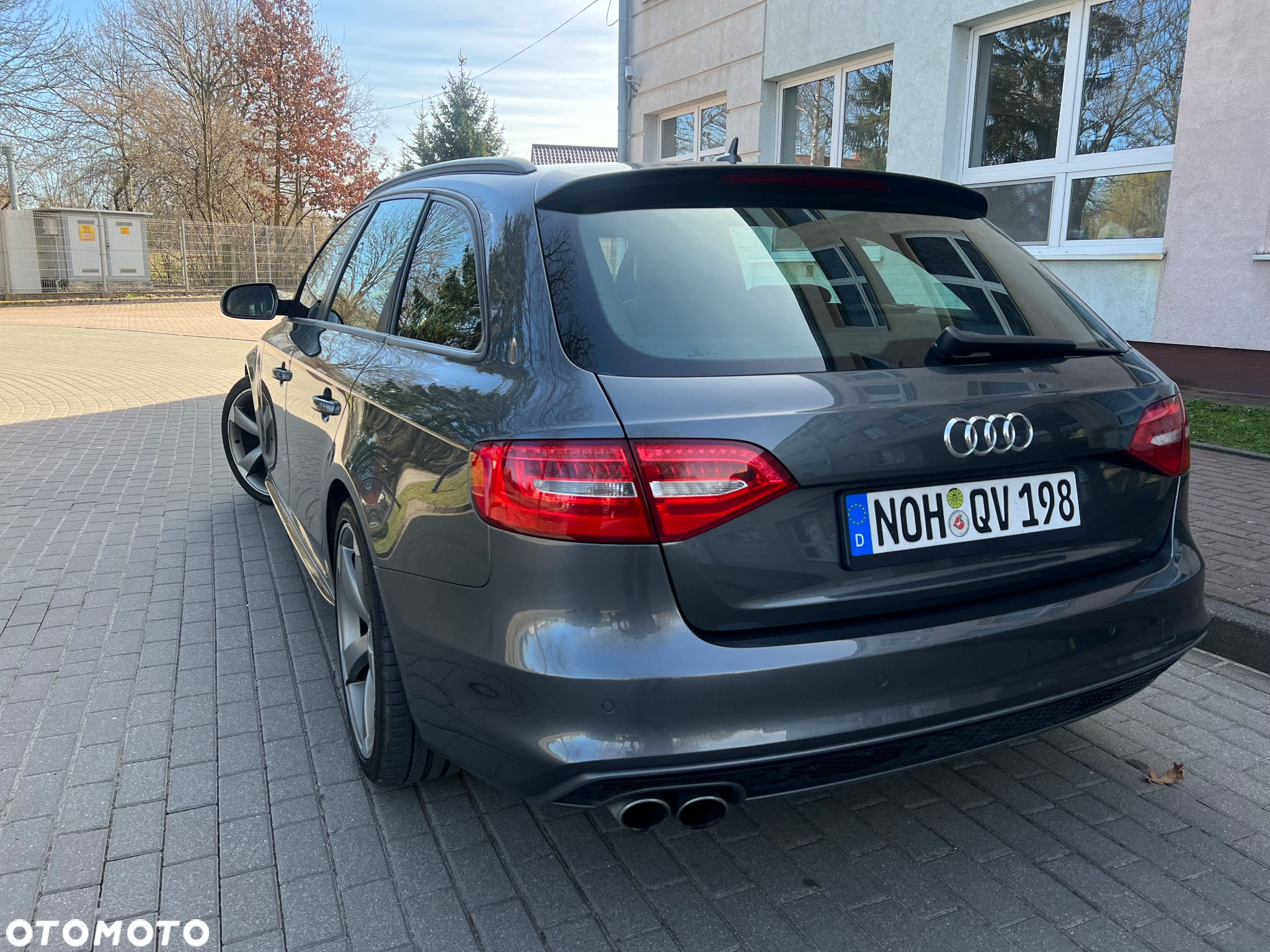 Audi A4 Avant 2.0 TDI DPF multitronic S line Sportpaket - 7