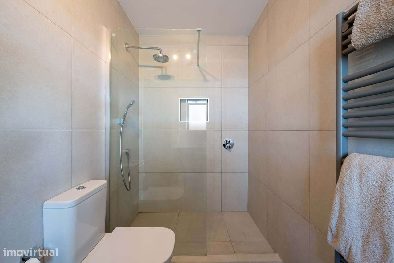 Villa de luxo de 5 quartos de golfe na linha de frente-26