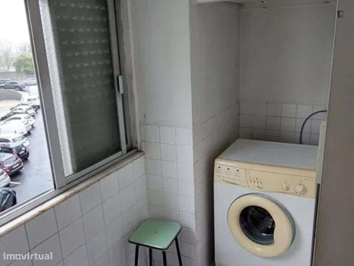 Quarto - localizado em Sacavém Lisbon - Grande imagem: 5/9