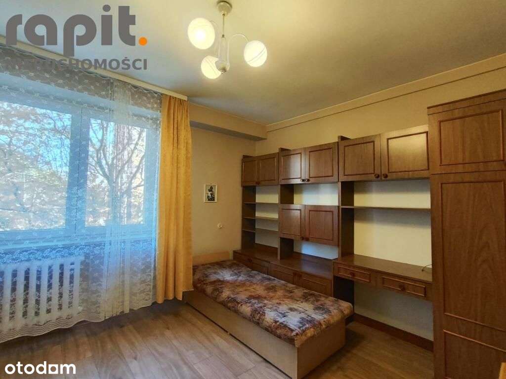 Kawalerka w świetnej lokalizacji – Aleja Pokoju 10-0