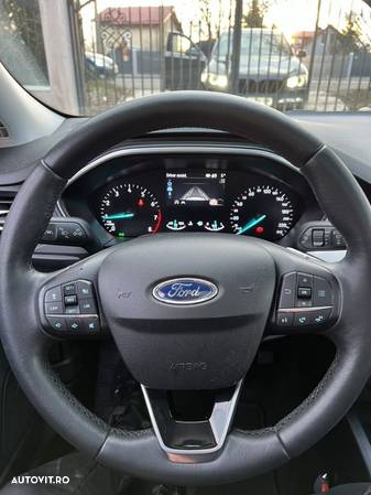 Ford Focus 1.0 EcoBoost Active Business - 11