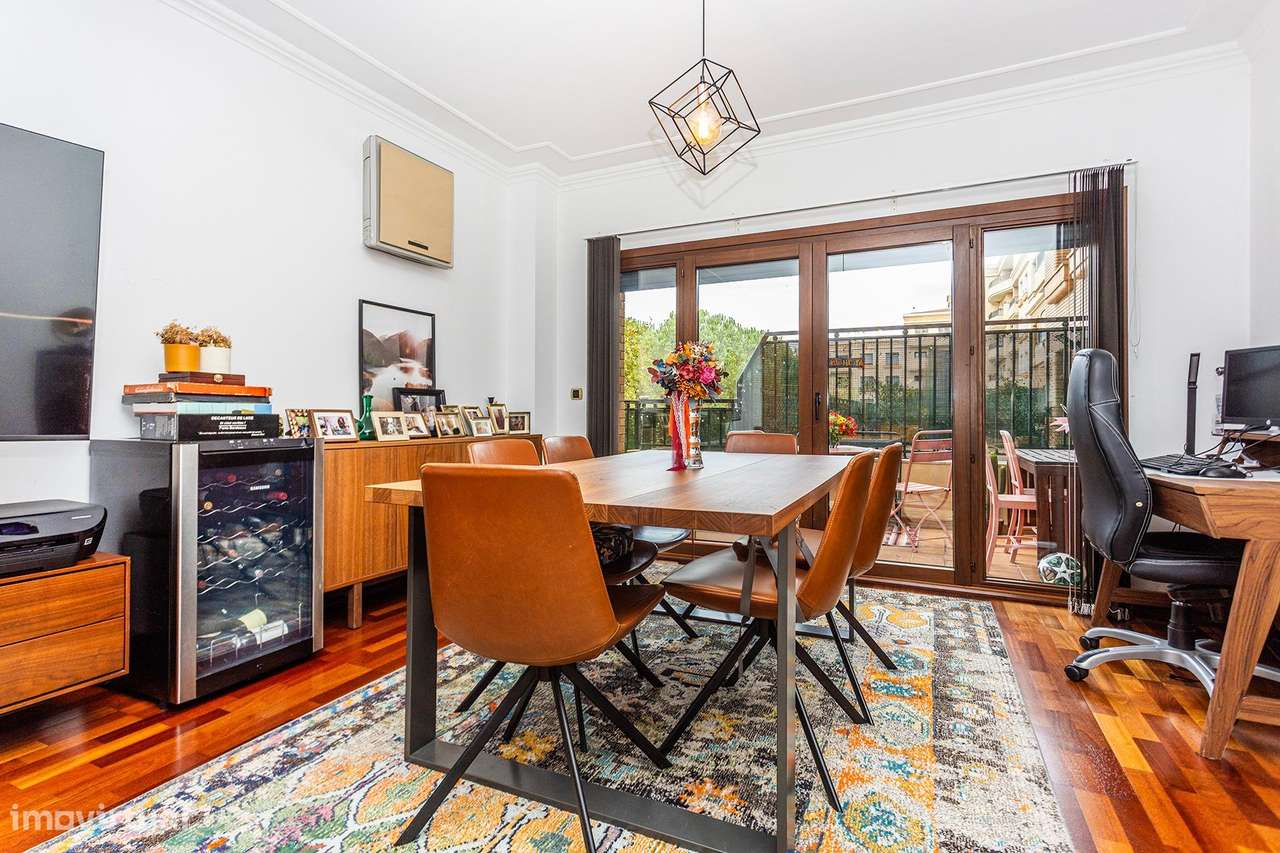 Apartamento T3 - Quinta do Almirante / Santo António dos Cavaleiros - Grande imagem: 2/36