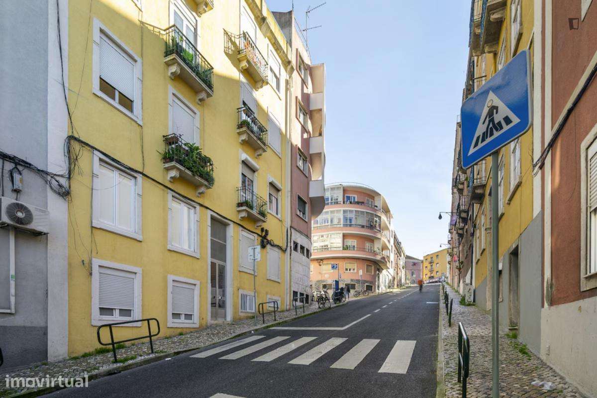 Quarto - localizado em Penha de França Lisbon - Grande imagem: 2/7