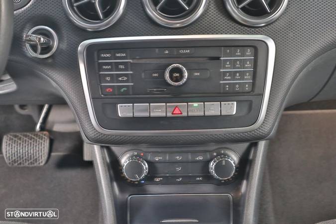 Mercedes-Benz A 180 d Urban Aut. - 27