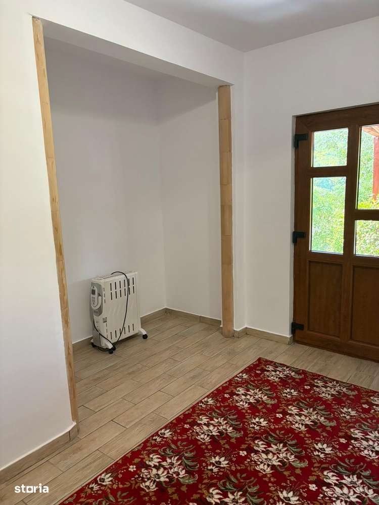 De vanzare casa Oituz-Bacau - Imagine principală: 3/7