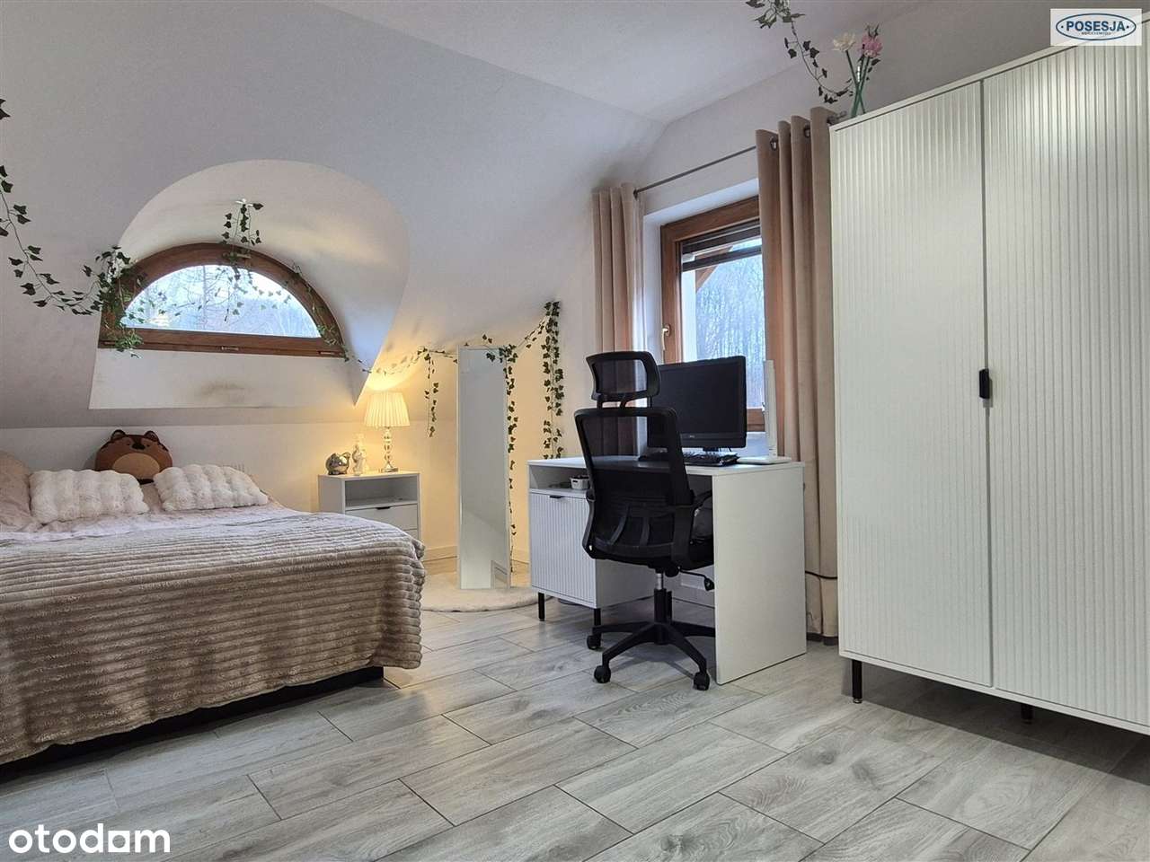 Dom przy lesie z dużym tarasem-15