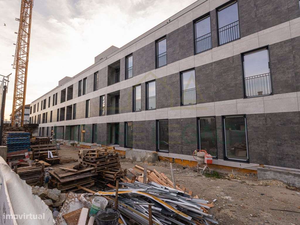 Apartamento T1+1 em São Mamede de Infesta-17