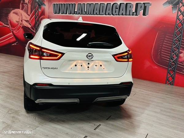 Nissan Qashqai 1.2 DIG-T N-Connecta - 4