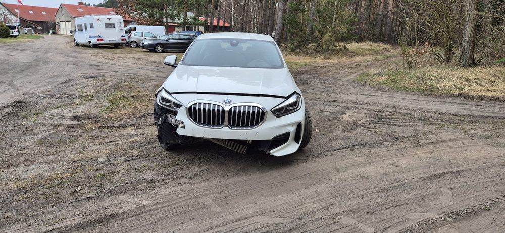 BMW 1 Series F40 116i Edition Colorvision 2021
