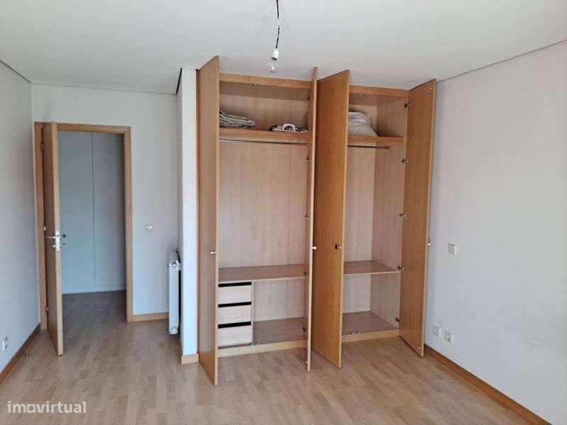 Arrendo Apartamento - Grande imagem: 4/8