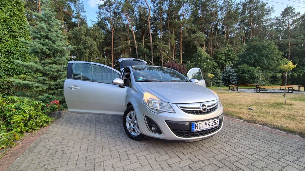 Opel Corsa D (2006-2014) 2011