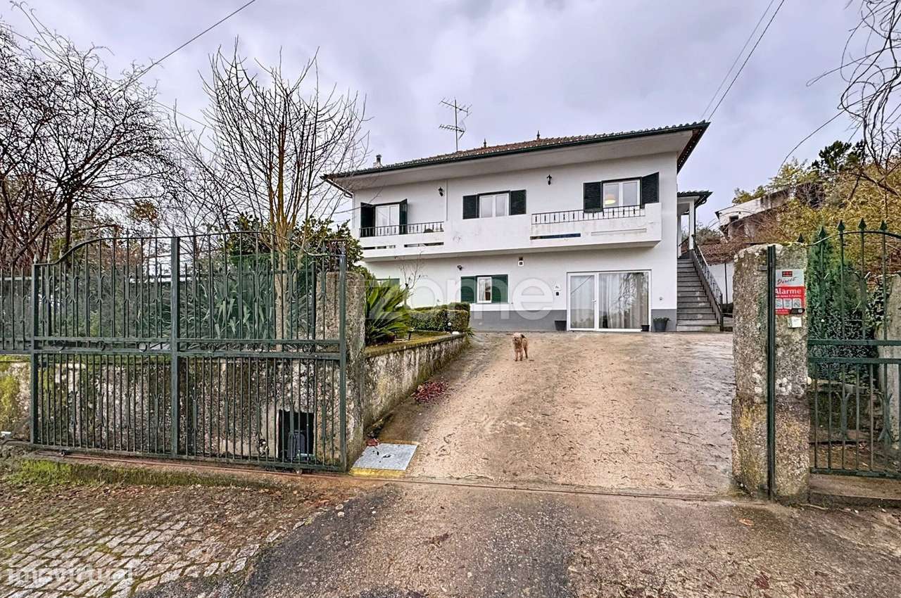 Moradia com Alma, Sol e Natureza — Um Refúgio Perfeito para Viver-2