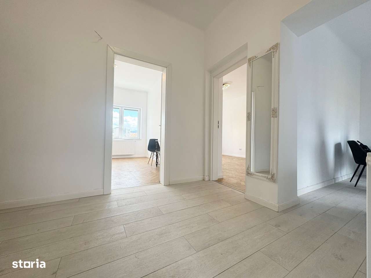 0% comision 2 camere decomandate, orientare Sud, langa Hilton, Central-16