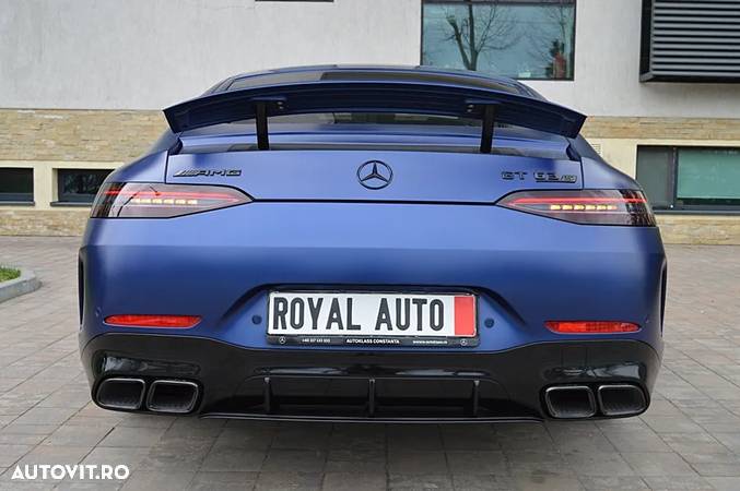 Mercedes-Benz AMG GT-S 63 4MATIC+ - 11