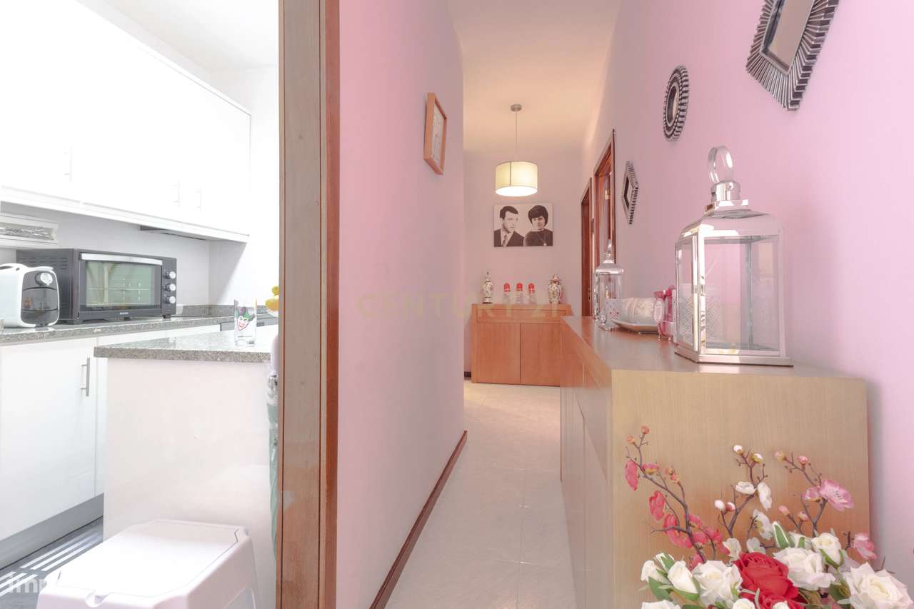 T2 com Vista Mar no 6.º Andar | Matosinhos Sul-9