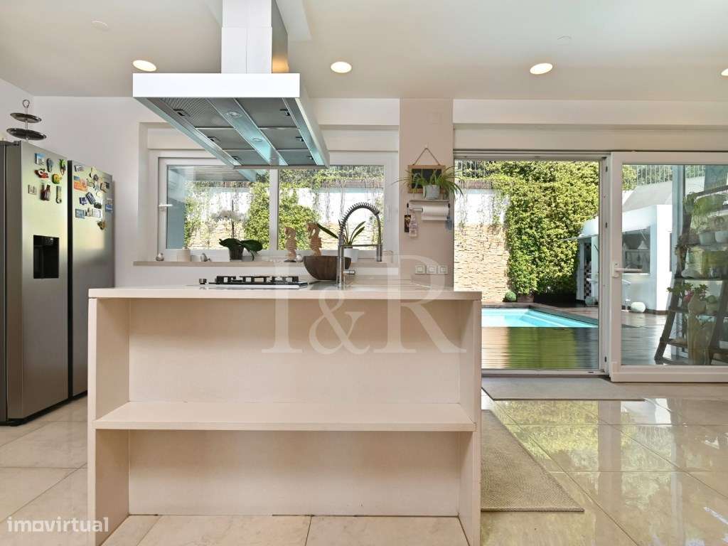 Moradia T6 com jardim, piscina e vista rio no Restelo, Lisboa-18