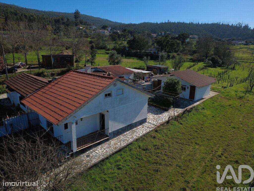 Moradia bi-familiar T2 em São Miguel de Poiares de 96 m2 - Grande imagem: 3/40