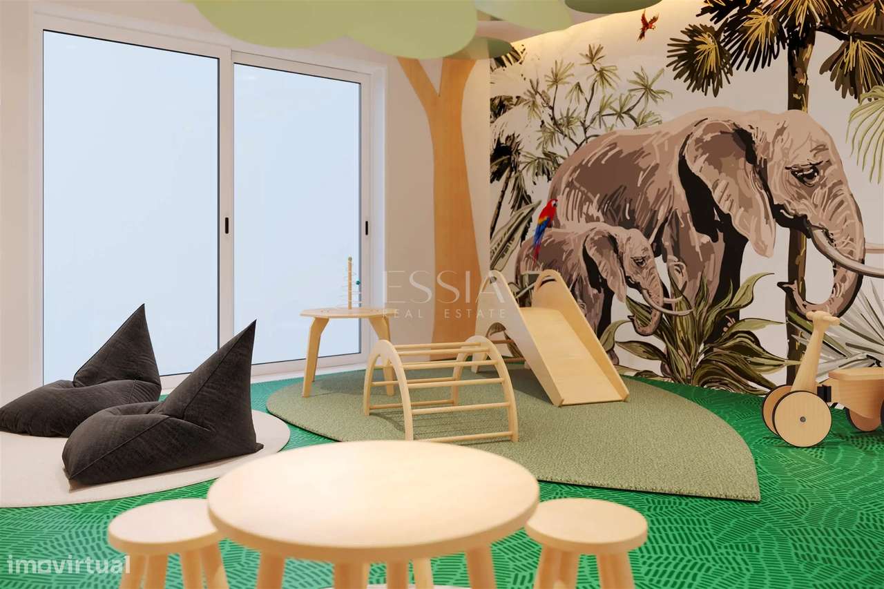 Apartamento T4 com Varanda | Condominio Privado nas Antas-16