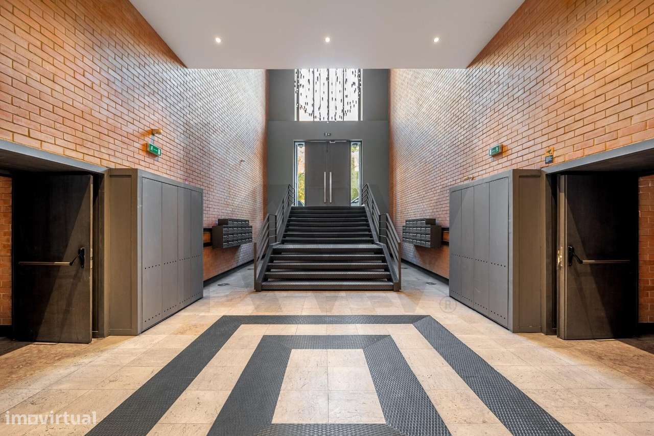 Loft de Luxo na Av. 24 de Julho – Exclusividade e Sofisticação em Lisb - Grande imagem: 3/21