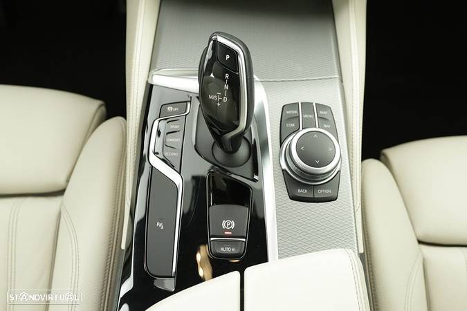 BMW 520 d Auto - 18