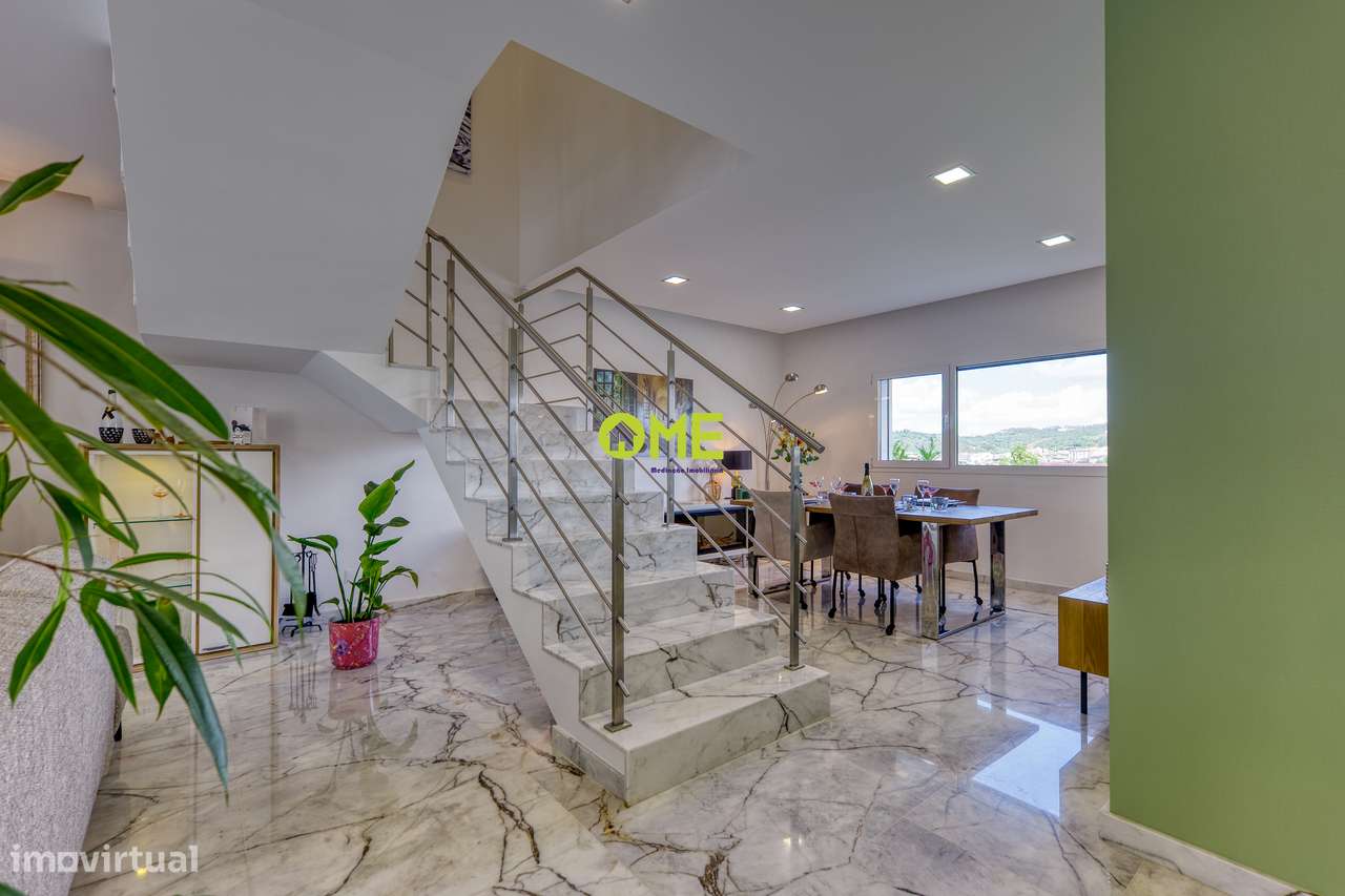 **Moradia T3 em Ourém - Luxo e Modernidade**-27