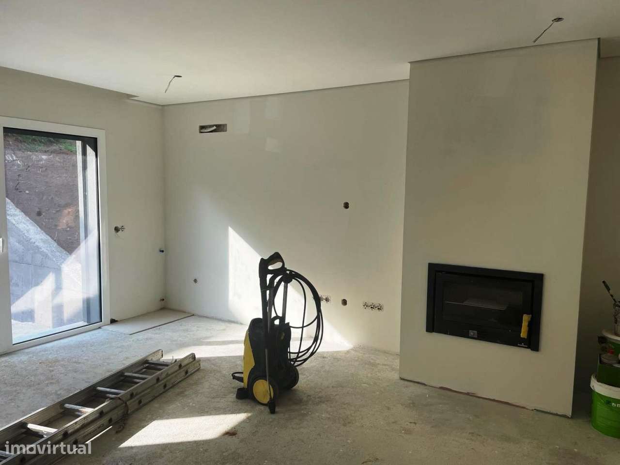 Moradia em Banda Nova V4 – Parada de Tibães, Localização Tranquil-4