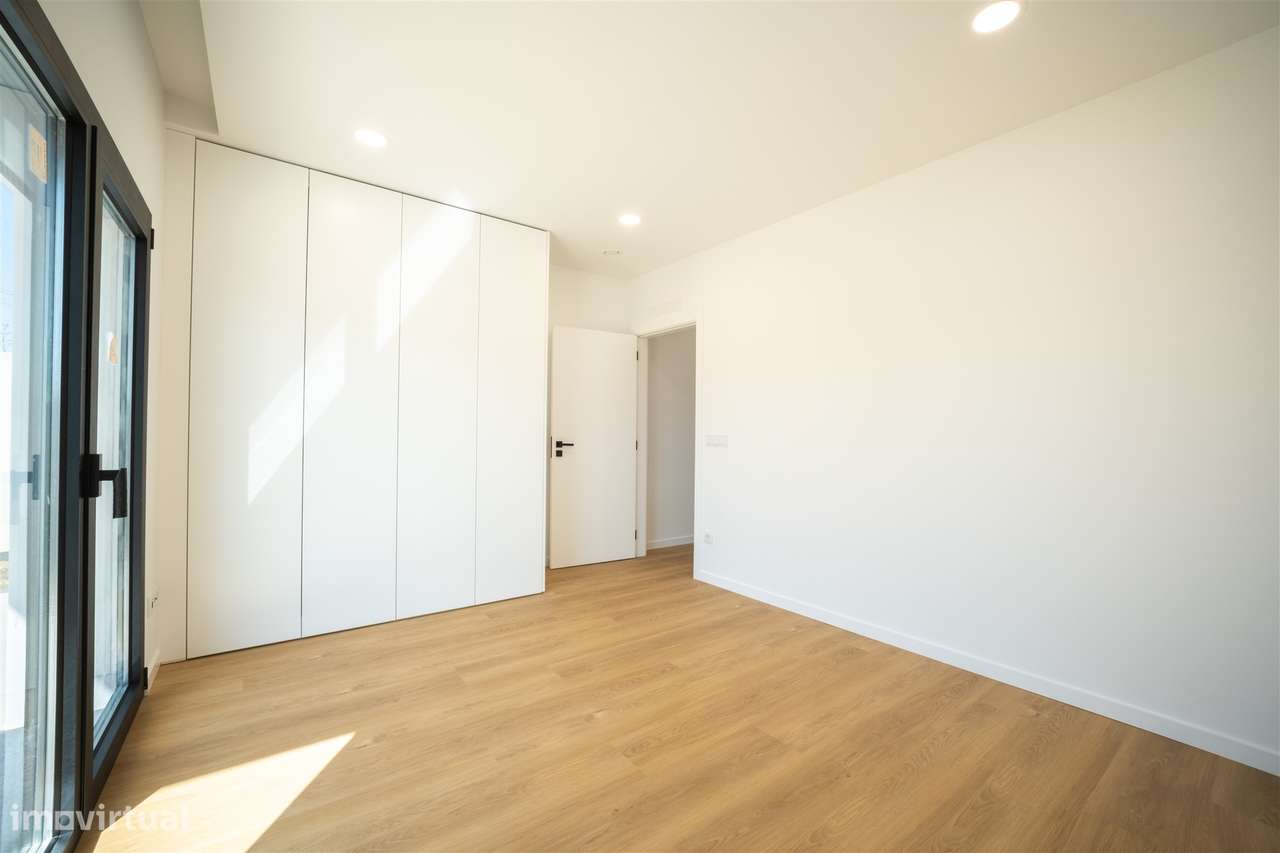 Moradia T4 NOVA em Maceira, Leiria-55