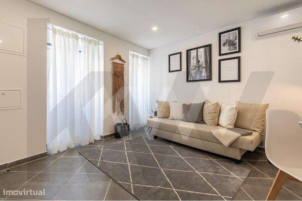 PRÉDIO RENOVADO COM 4 APARTAMENTOS MOBILADOS E EQUIPADOS - PARA INVEST - Grande imagem: 4/50