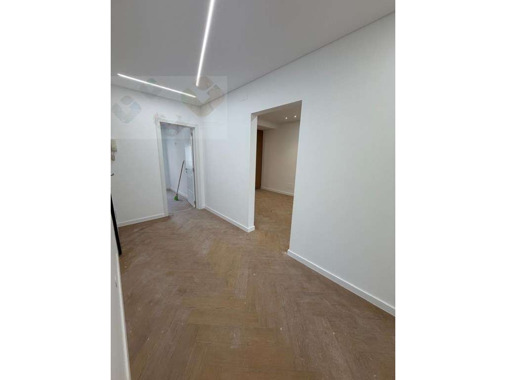 Apartamento T3 Venda Amadora-36