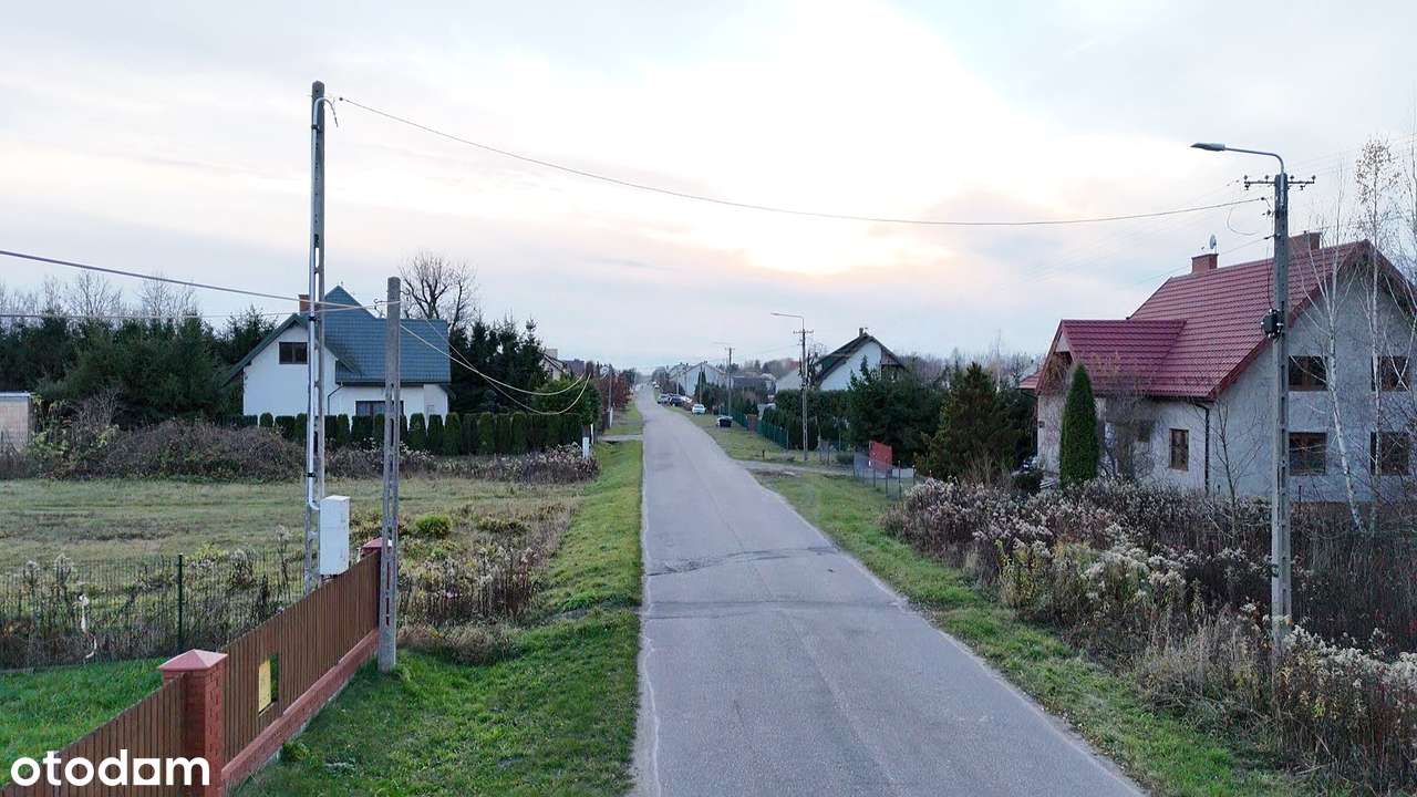 Działka 7068 m² z mediami w cichej okolicy-5