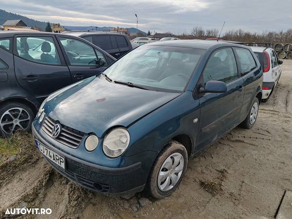 Dezmembrez Volkswagen Polo  9n 1.2  bemzina - 1