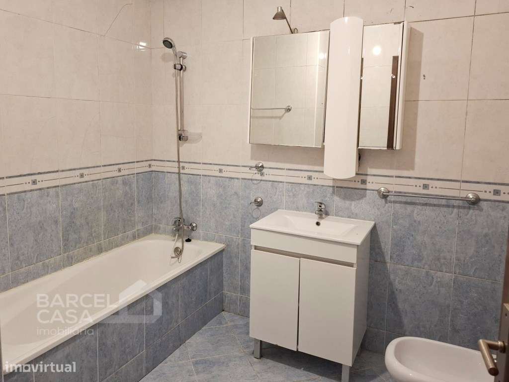 Apartamento T2 com Terraço em Galegos Santa Maria, Barcelos-9