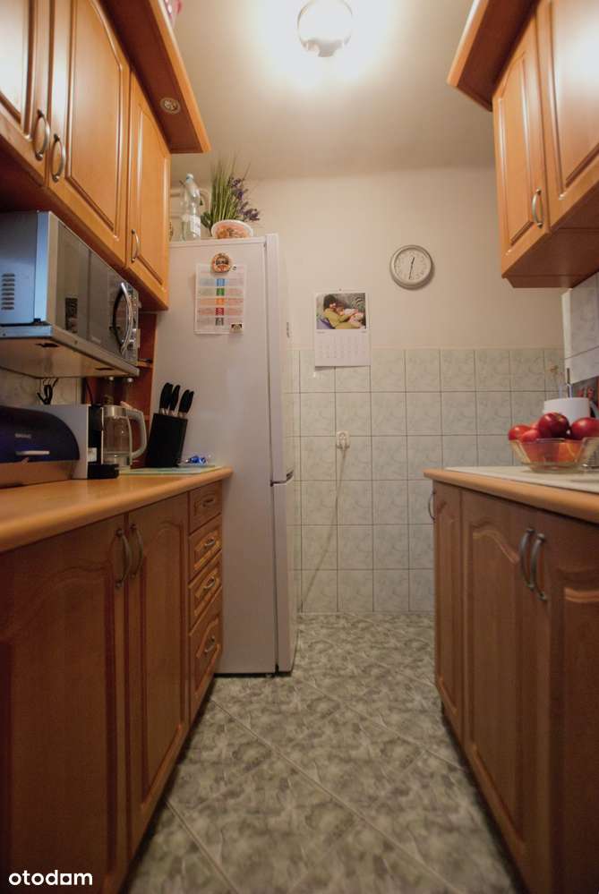 3 pokoje, osobna kuchnia, ul. Jesionowa (os. Szydłówek)v-7